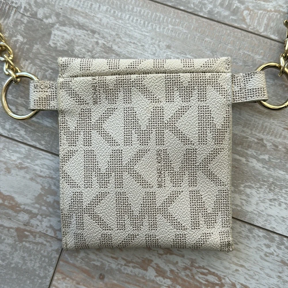 Michael Kors Mini Belt‎ Bag Cream - Picture 7 of 9